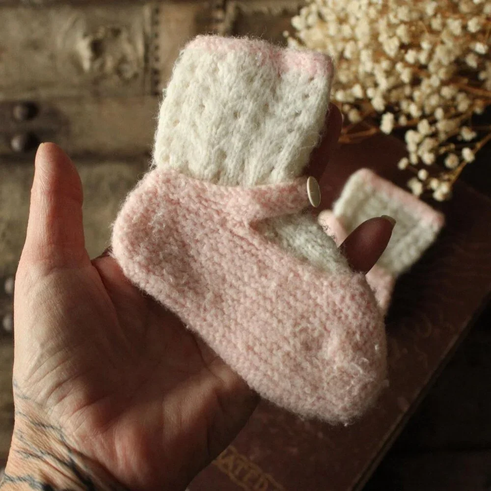 Vintage 1950s Baby Booties, Infant Girls Knit White With Pink Trim Shoes Layette - Picture 8 of 10